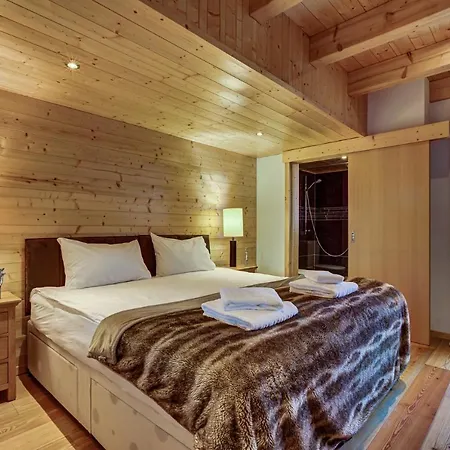 Le Cerf * La Tzoumaz